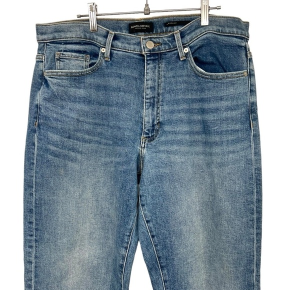 Banana Republic Mid Rise Straight Relaxed Fit Denim Jeans Women’s 31 Long - Picture 3 of 12